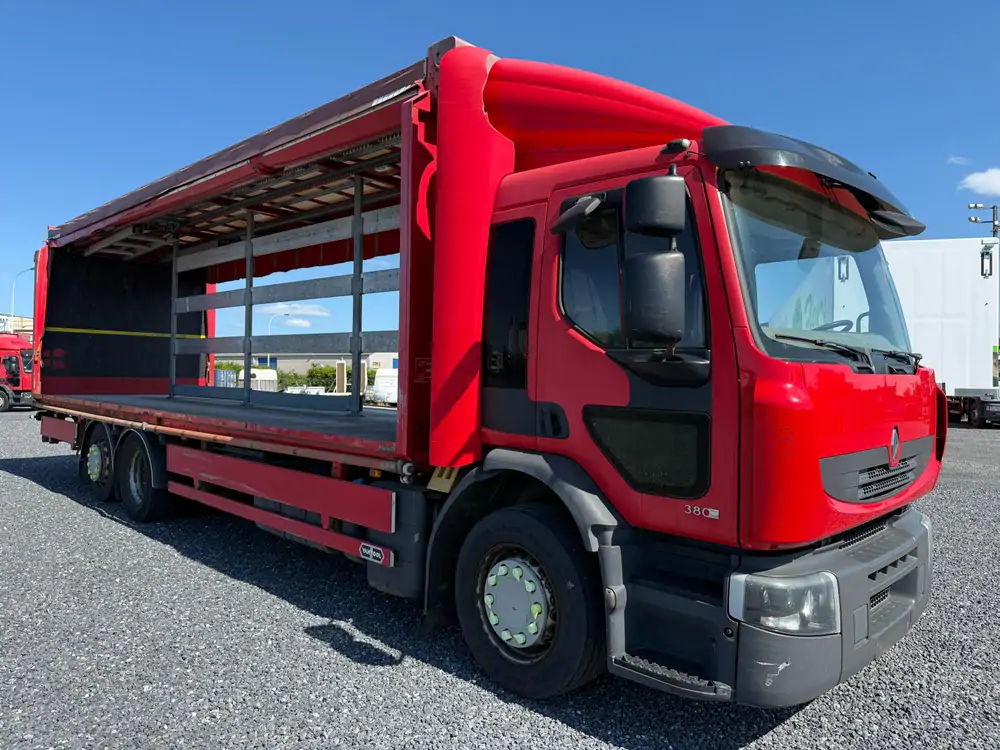 Used Renault Premium Automatic RED - Rouge 2
