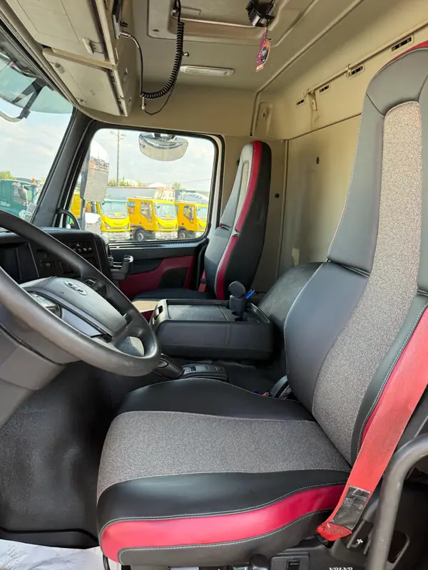 Used Volvo FMX 450 Automatic 30