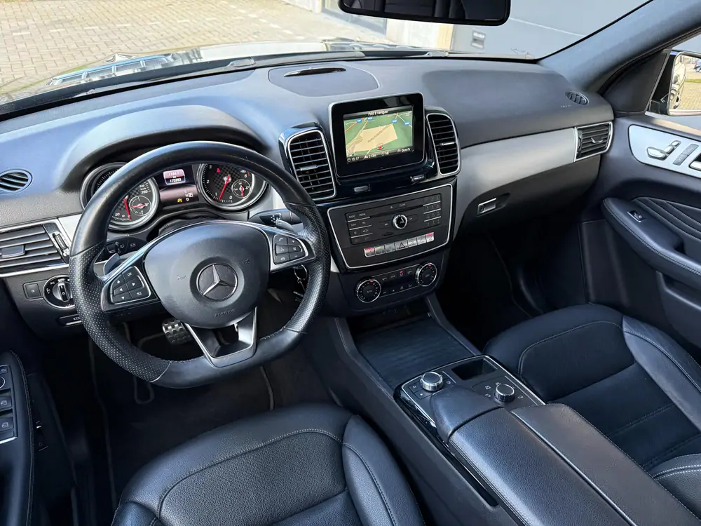 Used Mercedes-Benz GLE250d 4matic Automatic BLACK - Noir 32