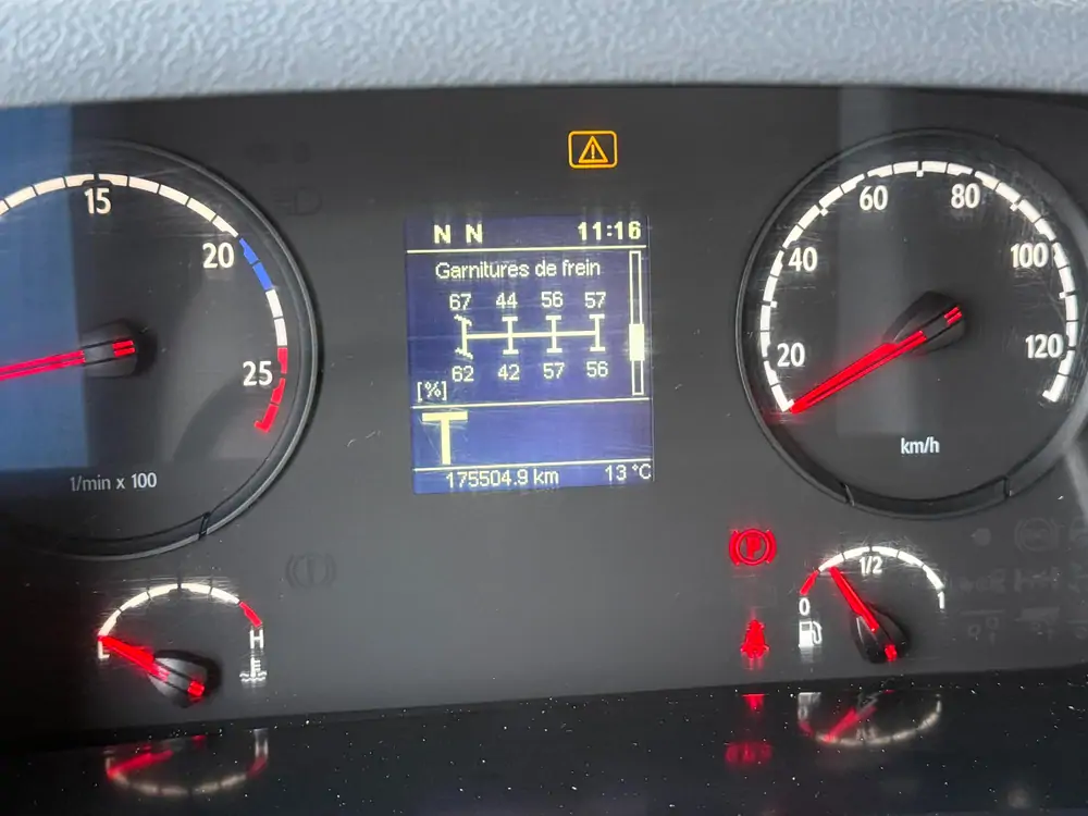 Used Scania P410 Automatic WHITE - White 35