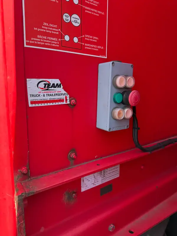 Used Renault Premium Automatic RED - Rouge 22