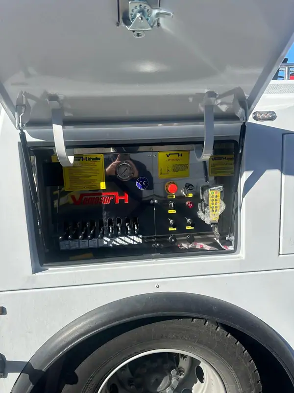 Used Mercedes-Benz Actros 1943 Automatic WHITE - Blanc 11