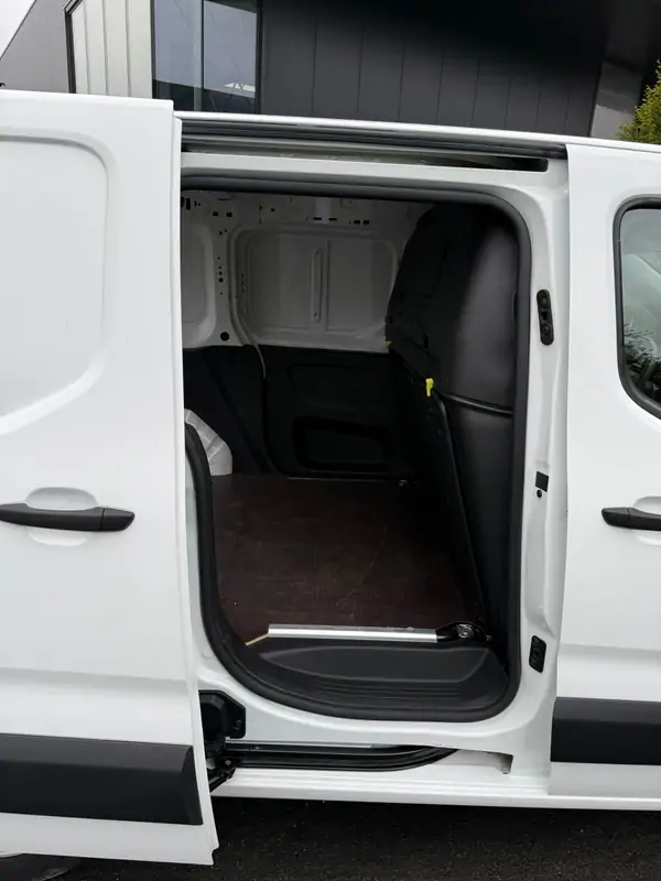 Used Opel Combo Manueel WHITE - Blanc 16