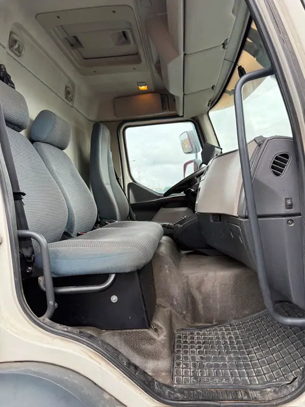 Occasie Volvo FL240 Automatic WHITE - White 13