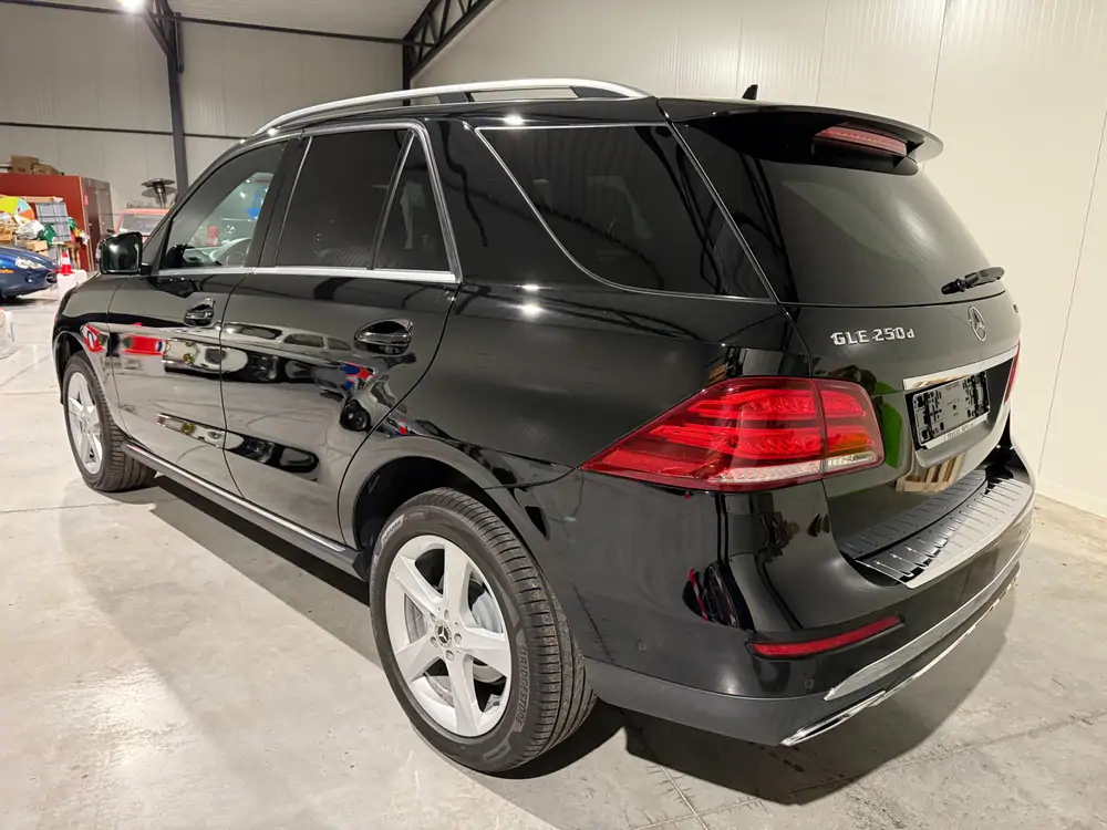 Used Mercedes-Benz GLE250d 4matic Automatic BLACK - Noir 7
