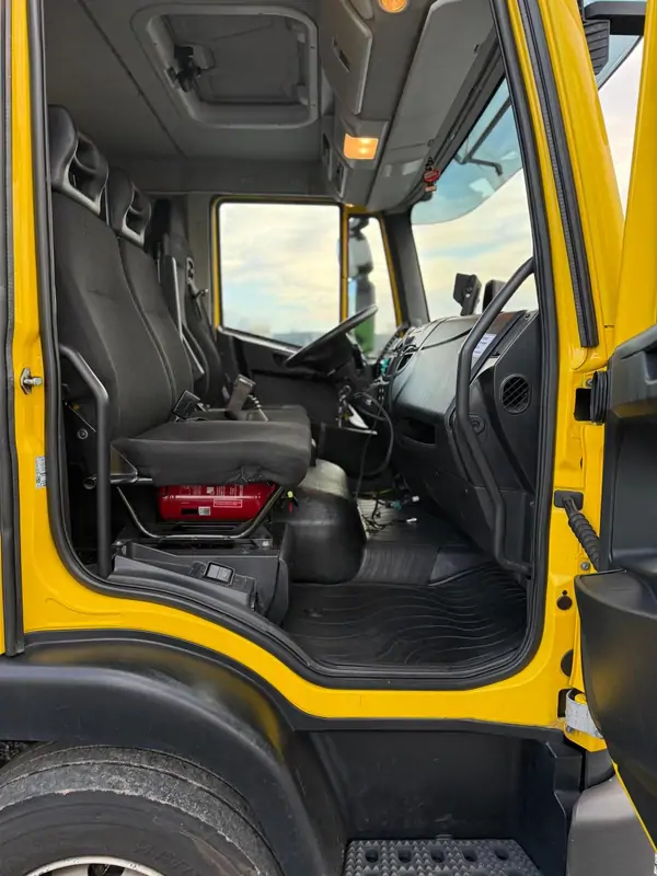 Used Iveco ML120E22 Automatic YELLOW - Jaune 28