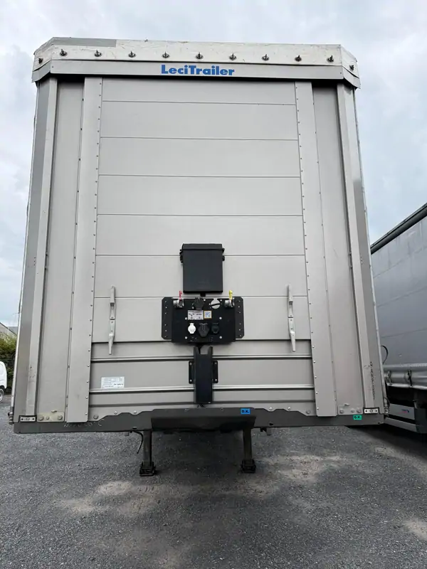 Used LeciTrailer Tautliner 3E20 N/A 8