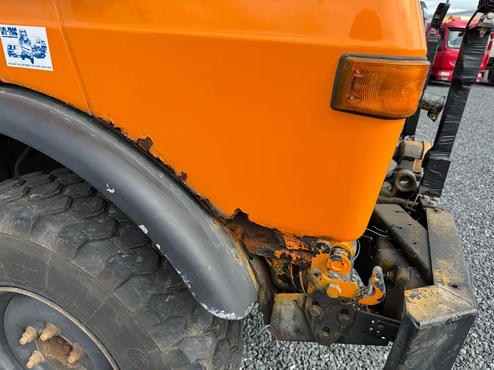 Used Unimog U427 Manueel ORANGE - Orange 24