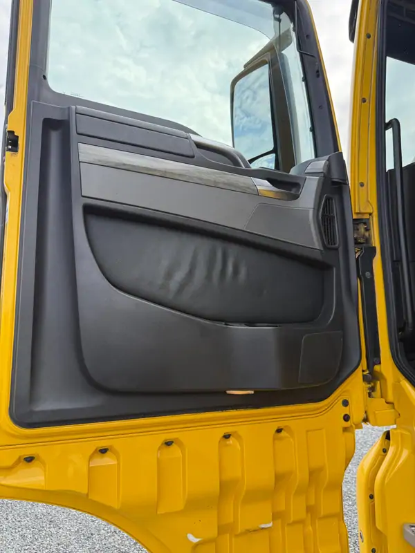 Used MAN TGX 26.640 BLS Automatic 31