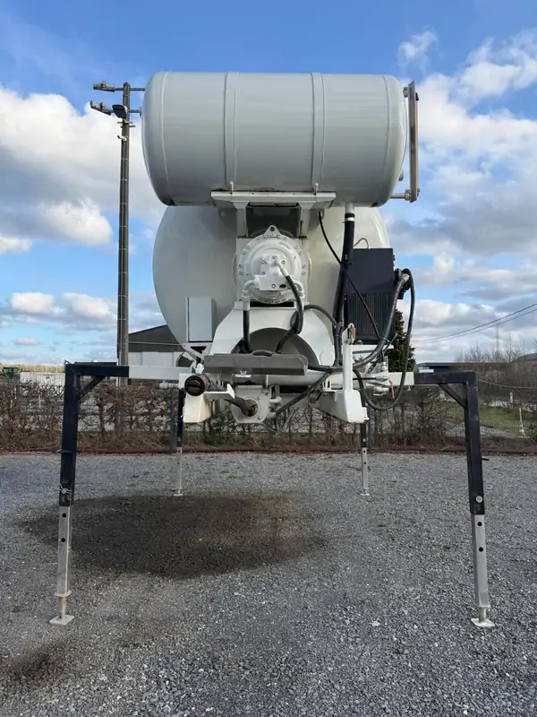 Used Volvo FMX 500 Automatic WHITE - Blanc 7