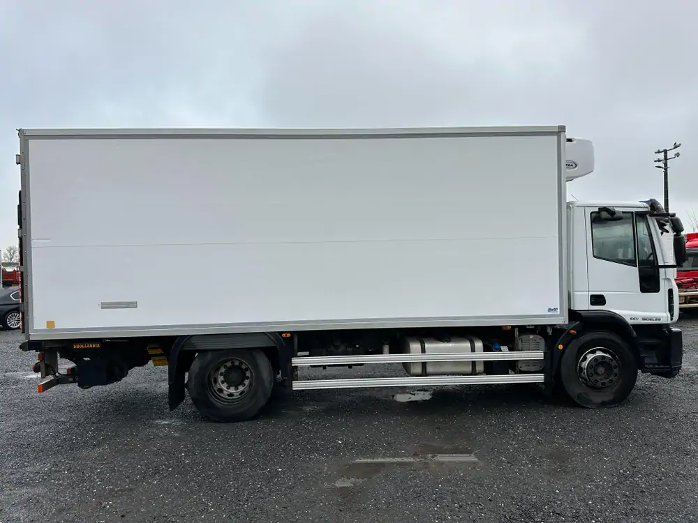 Used Iveco ML190E28 Automatic WHITE - Blanc 15