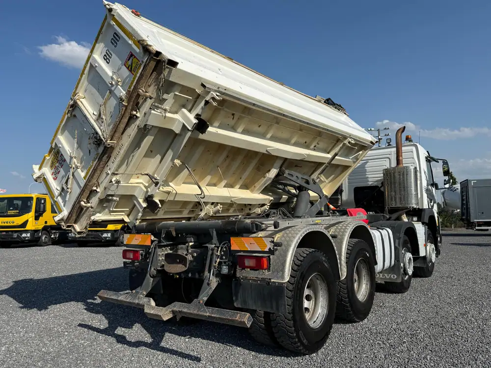 Used Volvo FMX 450 Automatic 10