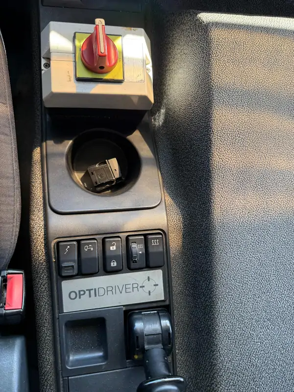 Used Renault Premium Automatic RED - Rouge 29