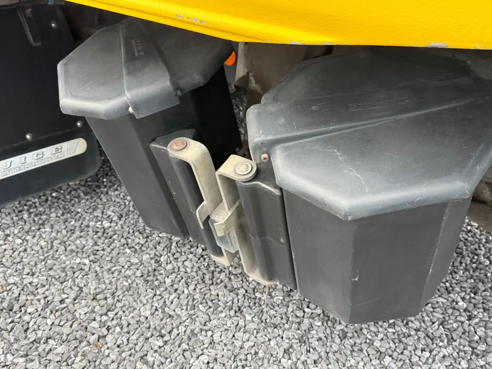 Used Iveco ML120E22 Automatic YELLOW - Jaune 15