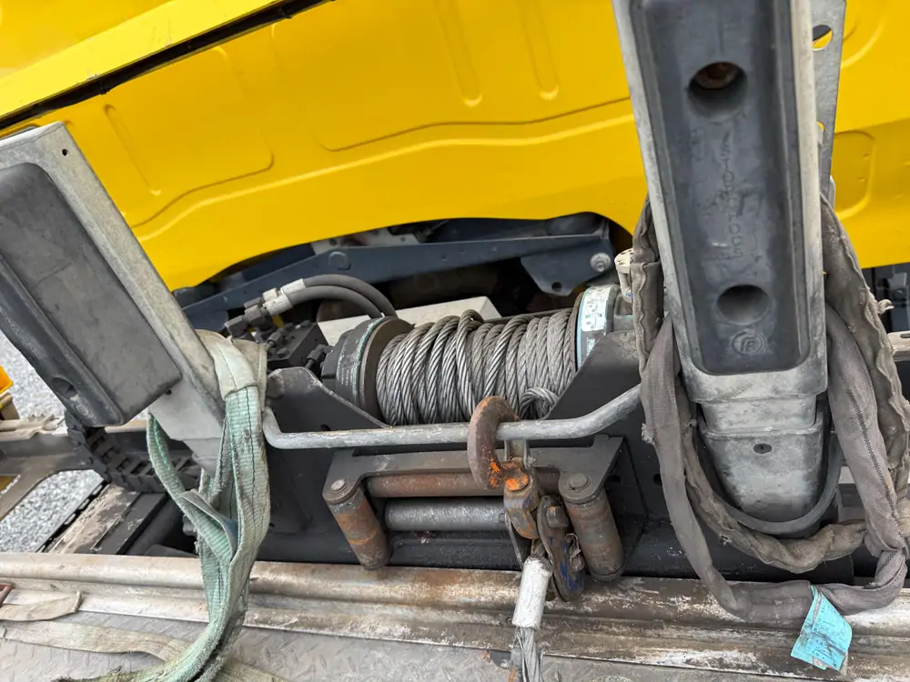 Used Iveco ML120E22 Automatic YELLOW - Jaune 17