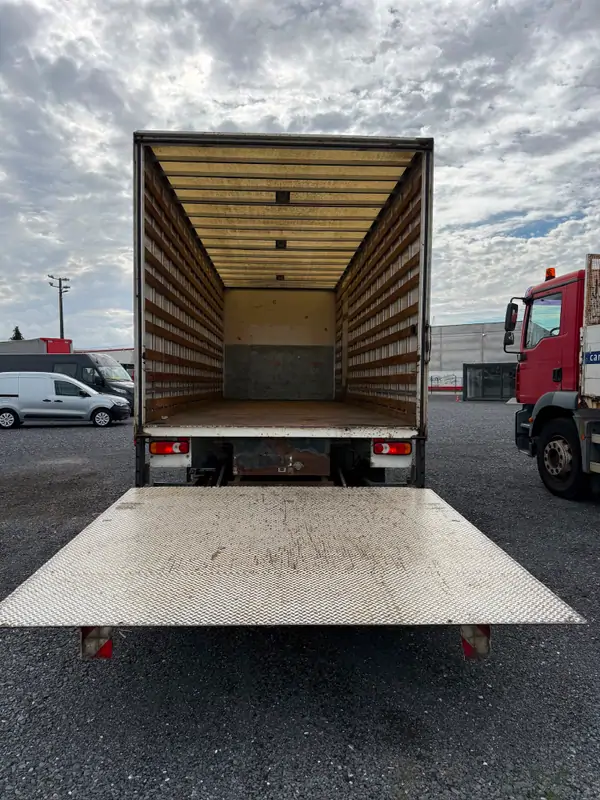 Occasie Volvo FL240 Automatic WHITE - White 5
