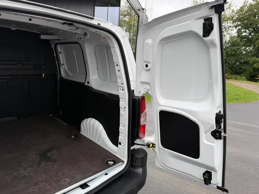 Used Opel Combo Manueel WHITE - Blanc 10