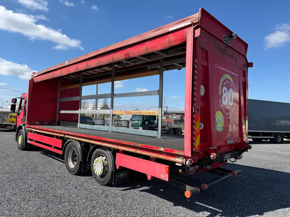 Used Renault Premium Automatic RED - Rouge 4