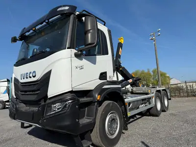 New Iveco AD300T48 Automatic WHITE - Blanc