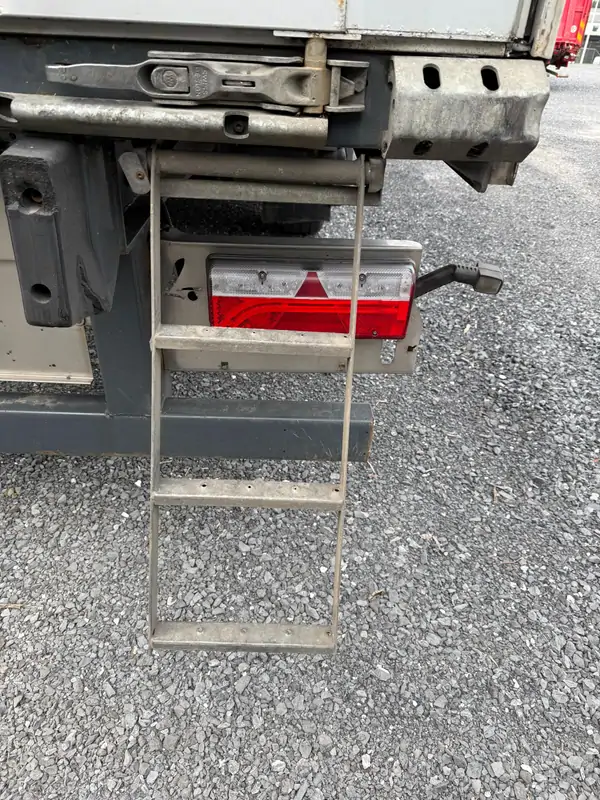 Used LeciTrailer Tautliner 3E20 N/A 18
