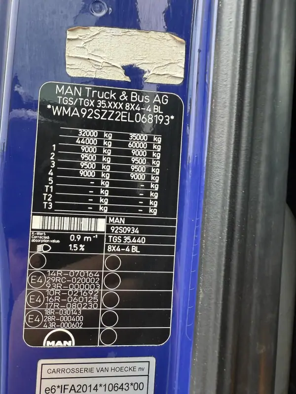 Used MAN TGS 35.440 Automatic BLUE - Blue 24
