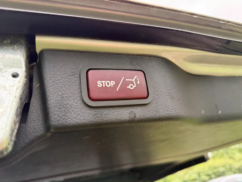 Used Mercedes-Benz V250d Automatic SILVER - Argent 49