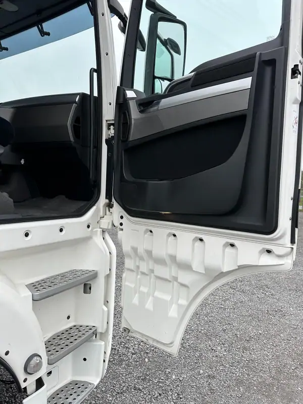 Occasie MAN TGX 18.480 Manueel WHITE - Blanc 26