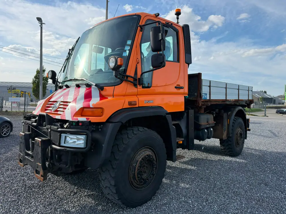 Used Unimog U500 Semi-Automatic ORANGE - Orange 1