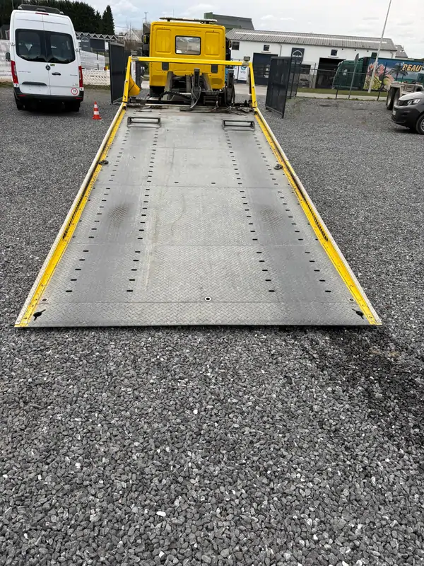 Used Iveco ML120E22 Automatic YELLOW - Jaune 34