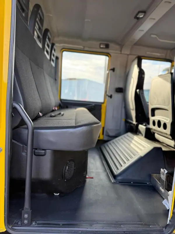 Used Iveco ML120E22 Automatic YELLOW - Jaune 30