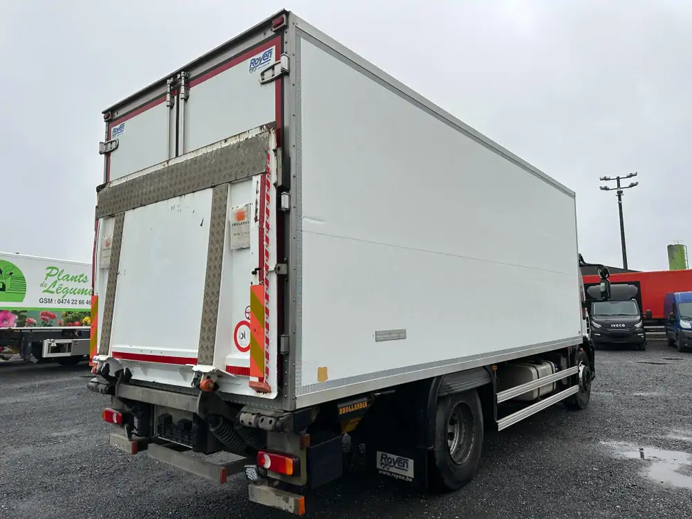 Occasion Iveco ML190E28 Automatic WHITE - Blanc 3