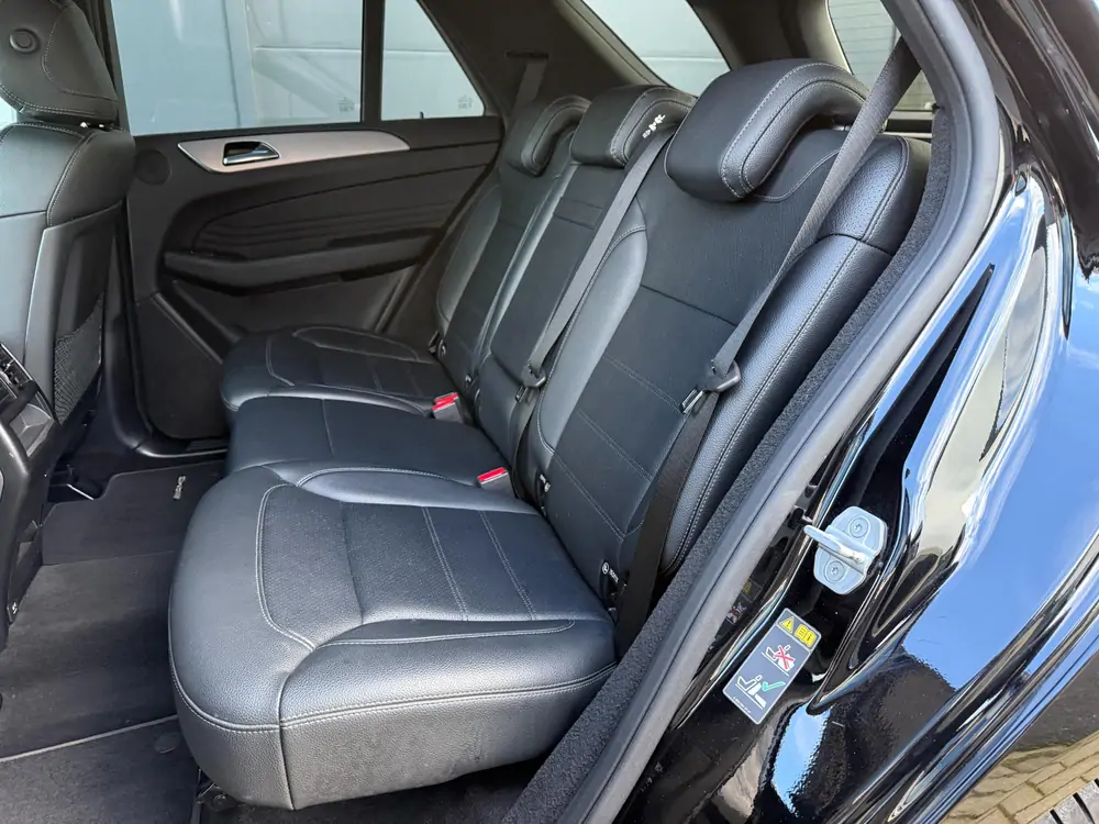 Used Mercedes-Benz GLE250d 4matic Automatic BLACK - Noir 31