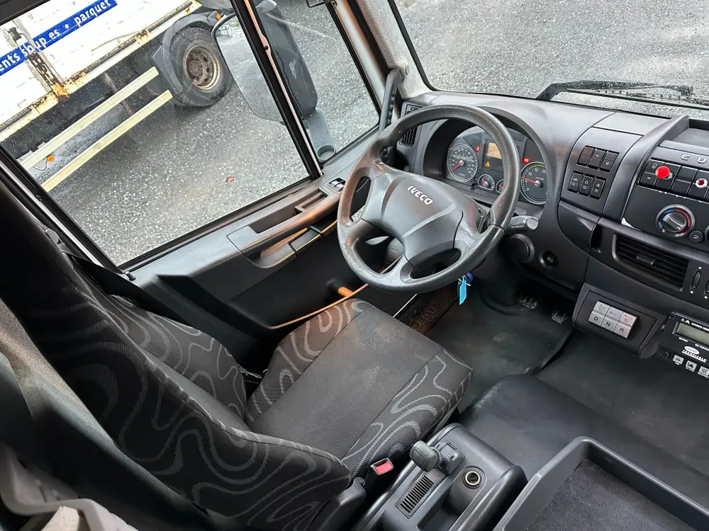 Used Iveco ML190E28 Automatic WHITE - Blanc 19