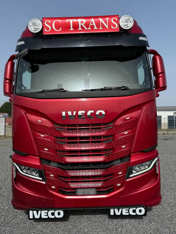 Used Iveco S-WAY AS440ST/P Automatic 23