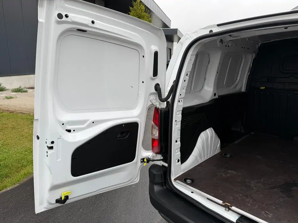 Used Opel Combo Manueel WHITE - Blanc 11