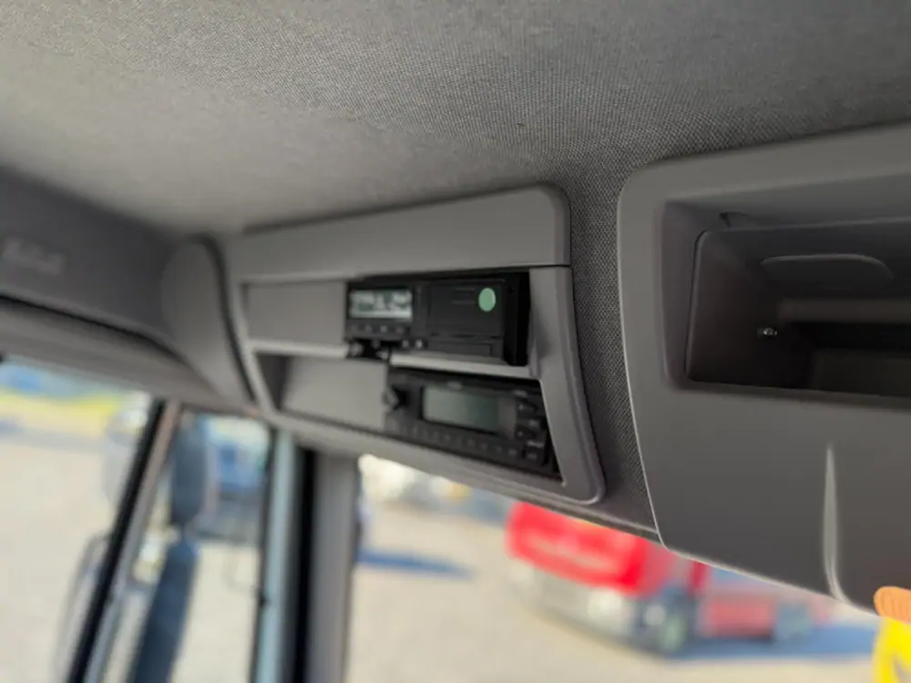 New Iveco ML120E22 Automatic WHITE - Blanc 22