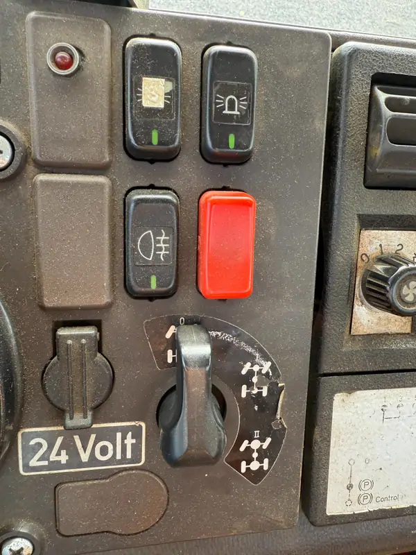 Used Unimog U427 Manueel ORANGE - Orange 31