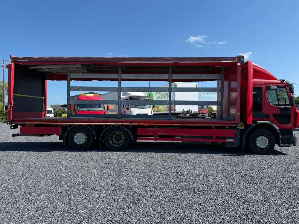 Used Renault Premium Automatic RED - Rouge 3