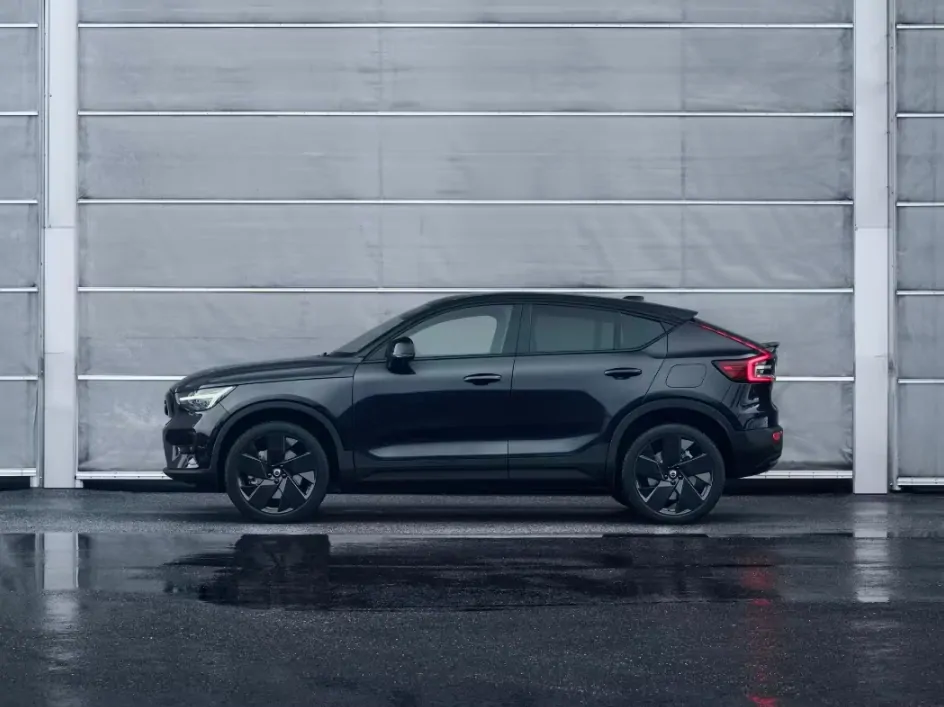 EC40 Black Edition
