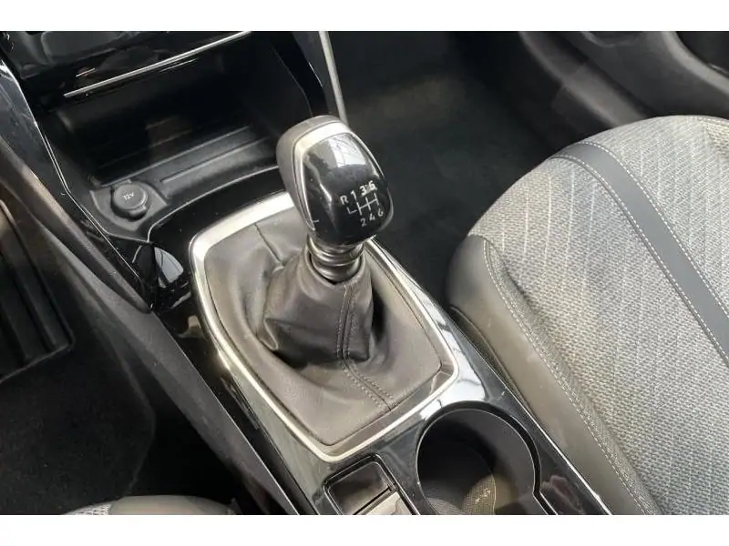 VEHICLE__CONDITION_SERVICE Peugeot 208 ALLURE WHITE 16