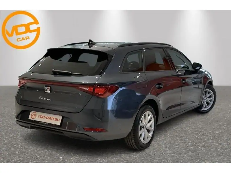 Occasion Seat Leon SPORTSTOURER 1.5 eTSI DSG STYL GREY 3