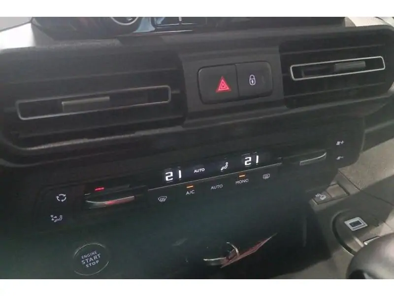 VEHICLE__CONDITION_SERVICE Fiat Doblo Small 1.2 110 5pl BLACK 15