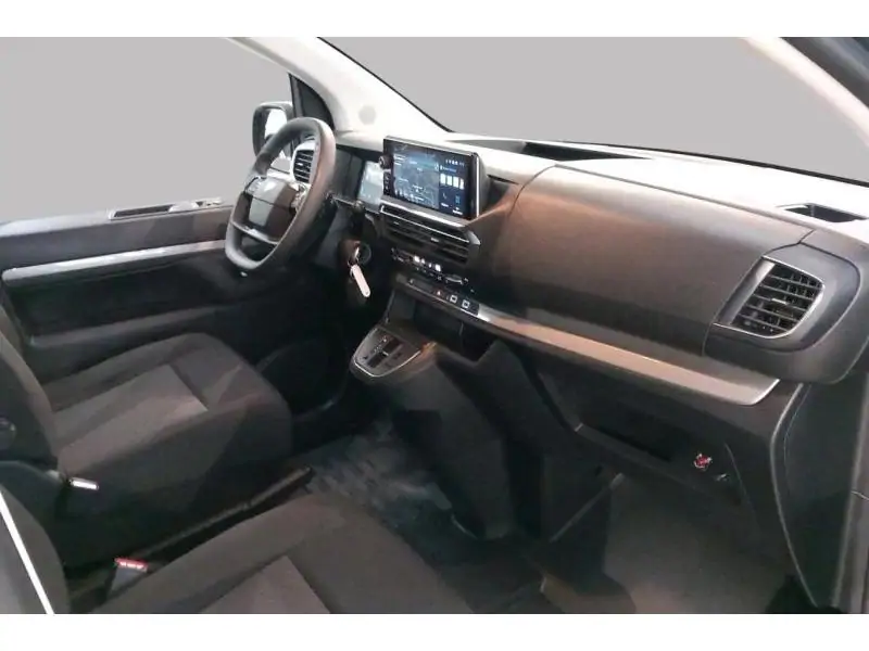 Occasion Peugeot Traveller 8 places GREEN 2