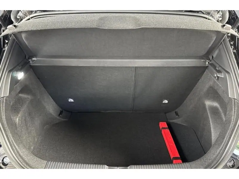 VEHICLE__CONDITION_SERVICE MG MG3 LUXURY HYBRID+ BLACK 19