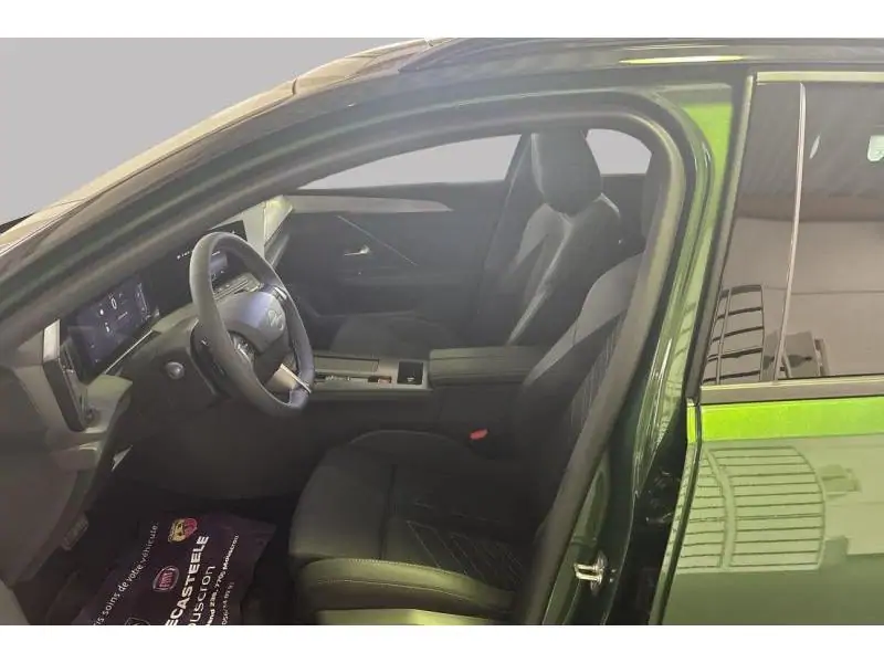 Démo Opel Astra Sports Tourer ULTIMATE GREEN 10