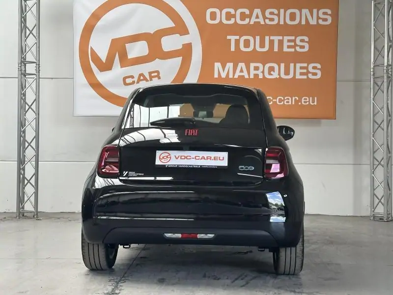 VEHICLE__CONDITION_SERVICE Fiat 500e RED BLACK 4