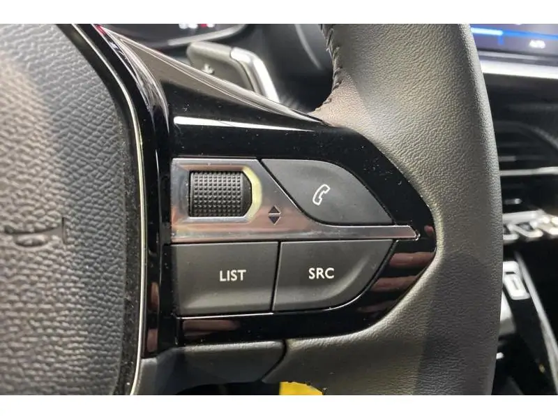 Occasion Peugeot 2008 II Allure ORANGE 25