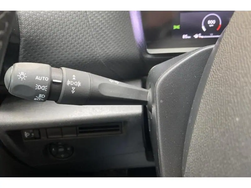 Occasion Citroen C4 Max 1.2 130 EAT8 GREY 23