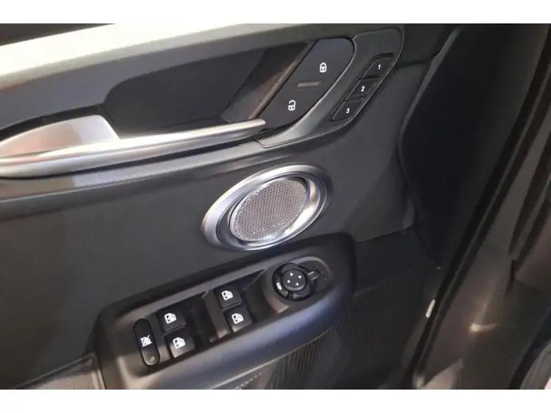 VEHICLE__CONDITION_SERVICE Alfa Romeo Tonale 1.5 160 MHEV Sprint GREY 17