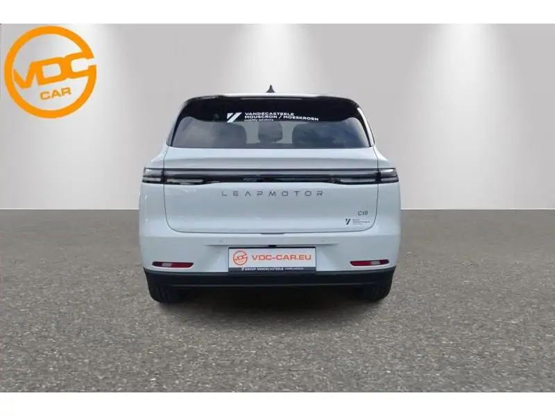 VEHICLE__CONDITION_SERVICE Leapmotor C10 DESIGN MY25 WHITE 7